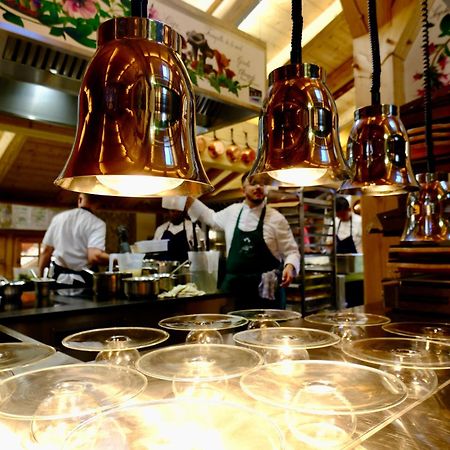 Marc Veyrat Hotel Megève Екстериор снимка